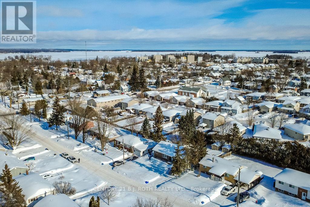 350 Millard Street, Orillia, Ontario  L3V 4H4 - Photo 38 - S12787154