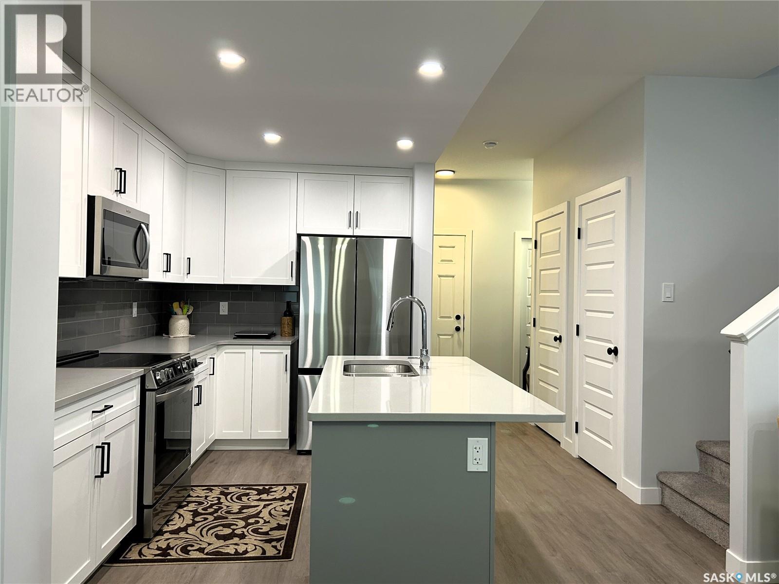 9 115 Feheregyhazi Boulevard, Saskatoon, Saskatchewan  S7W 1J6 - Photo 3 - SK028511