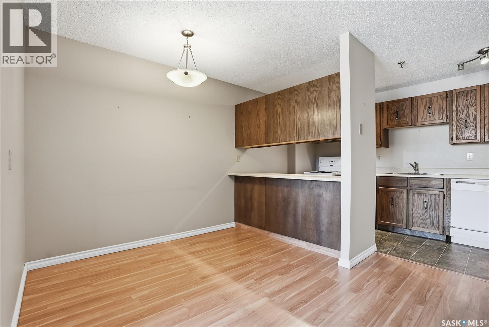 408 351 Saguenay Drive, Saskatoon, Saskatchewan  S7K 5T4 - Photo 11 - SK028509