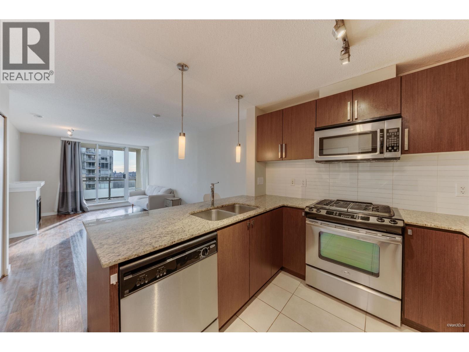 Listing Picture 9 of 30 : 2201 9868 CAMERON STREET, Burnaby / 本拿比 - 魯藝地產 Yvonne Lu Group - MLS Medallion Club Member