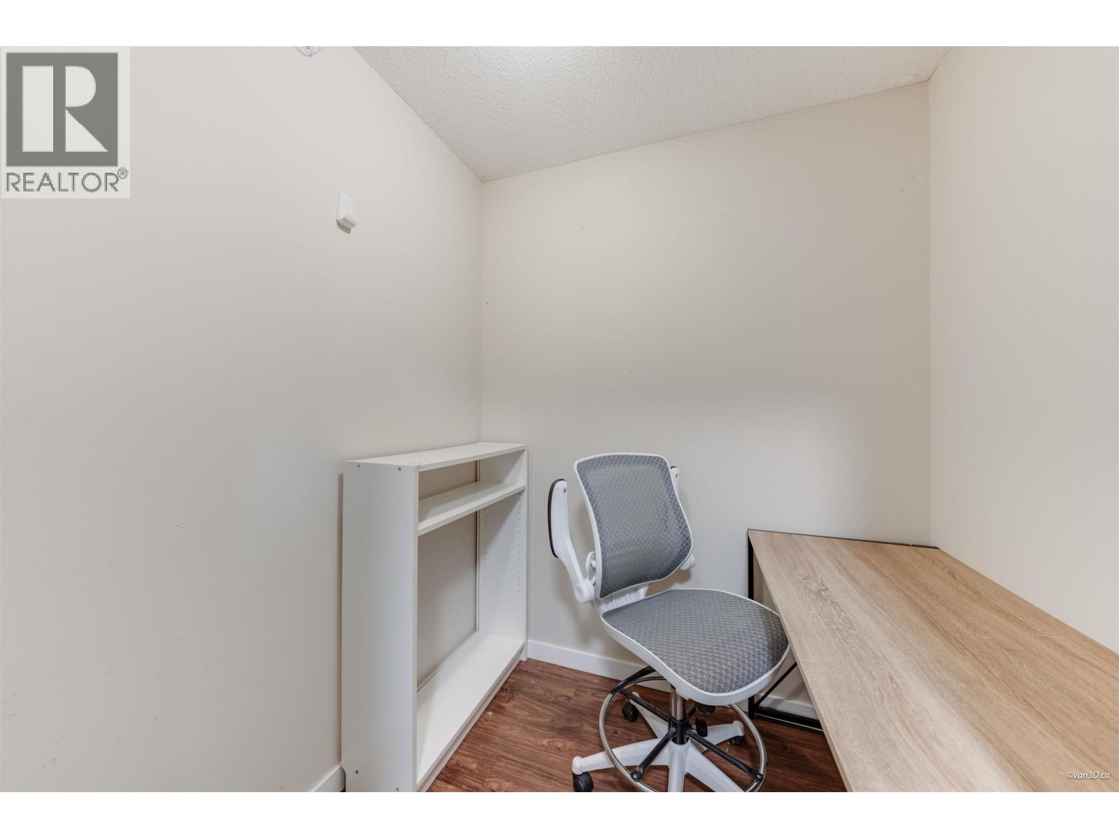 Listing Picture 12 of 30 : 2201 9868 CAMERON STREET, Burnaby / 本拿比 - 魯藝地產 Yvonne Lu Group - MLS Medallion Club Member