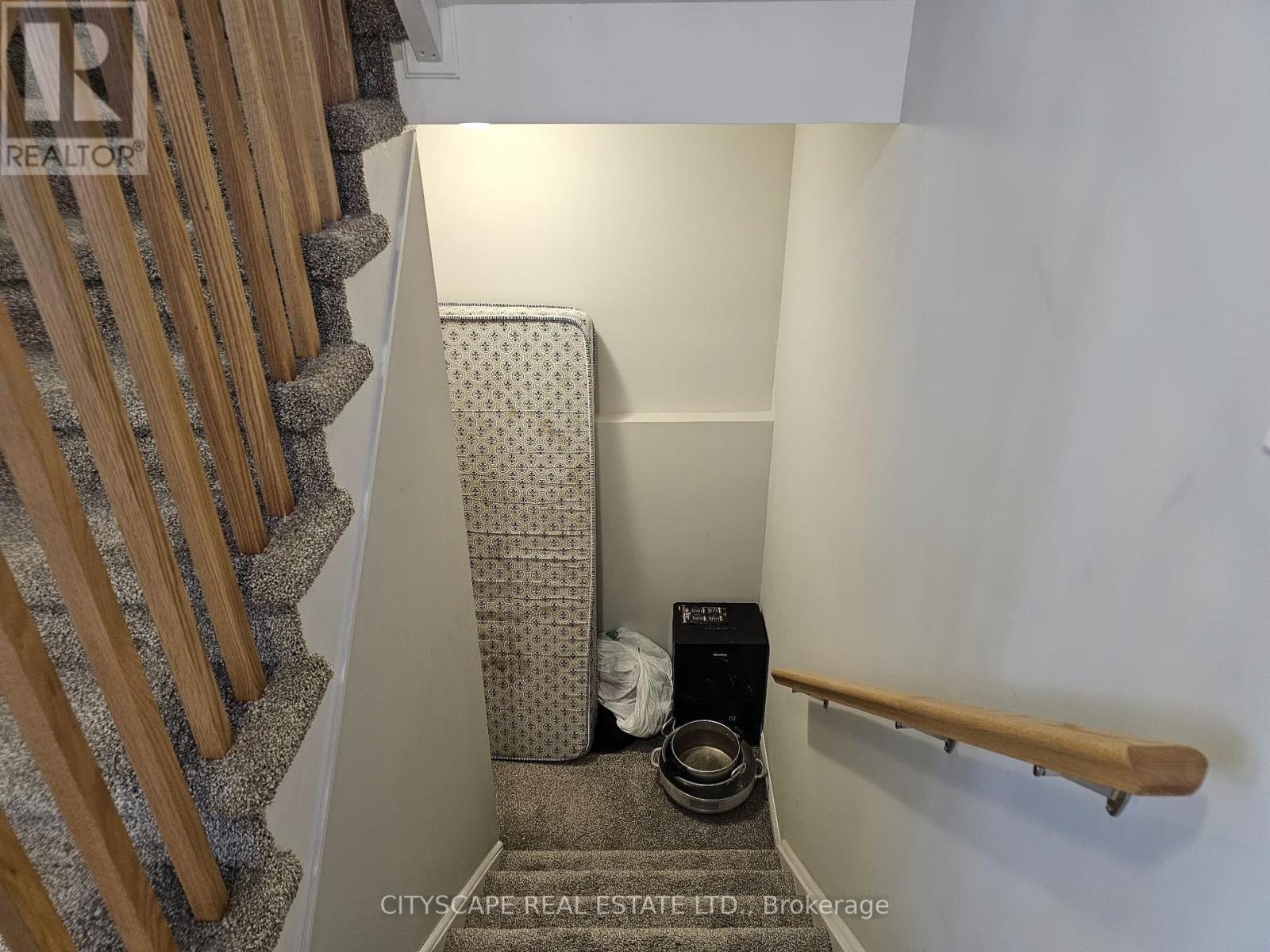 25 Braida Lane, Halton Hills, Ontario  L7J 0B7 - Photo 22 - W12786336