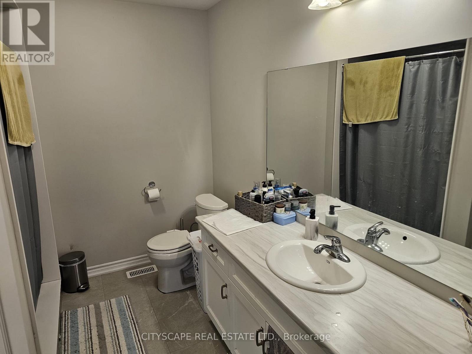 25 Braida Lane, Halton Hills, Ontario  L7J 0B7 - Photo 19 - W12786336