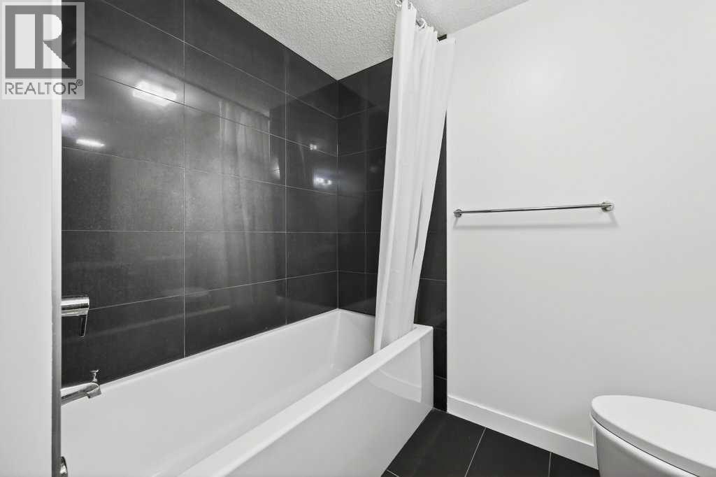 201, 25 Aspenmont Heights Sw, Calgary, Alberta  T3H 0E4 - Photo 19 - A2274190