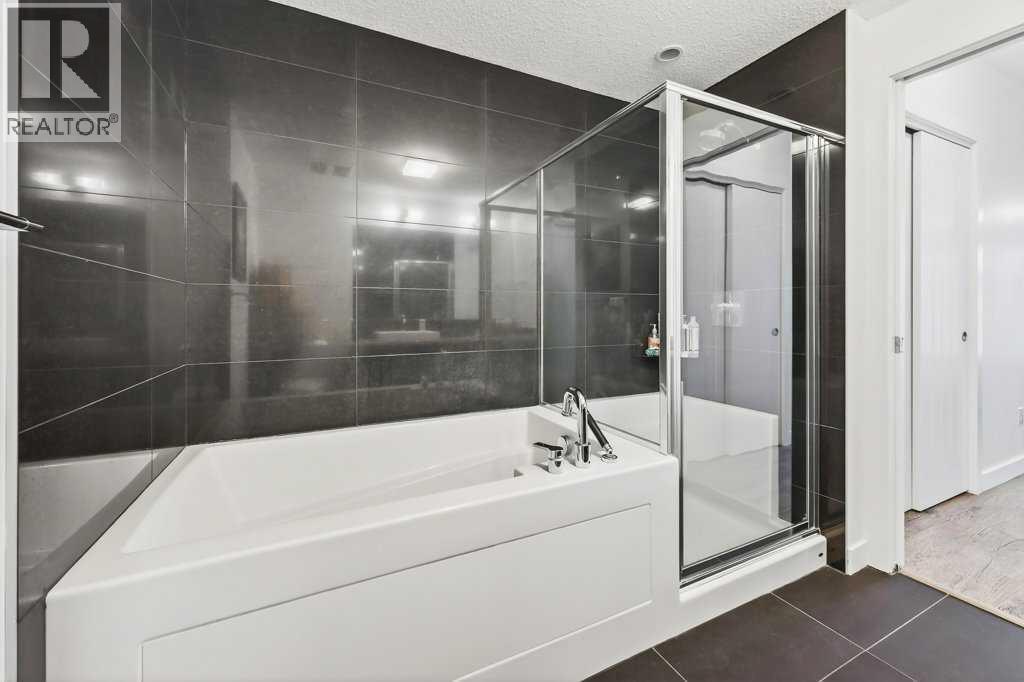 201, 25 Aspenmont Heights Sw, Calgary, Alberta  T3H 0E4 - Photo 15 - A2274190