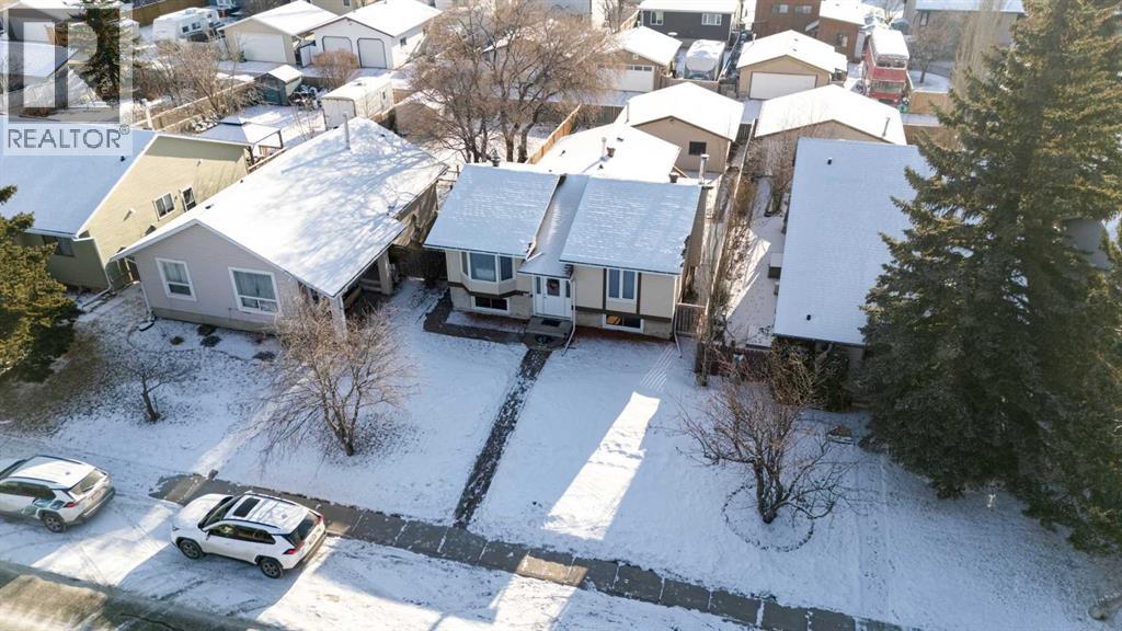 1205 Meadowbrook Drive Se, Airdrie, Alberta  T2A 1W6 - Photo 37 - A2281437