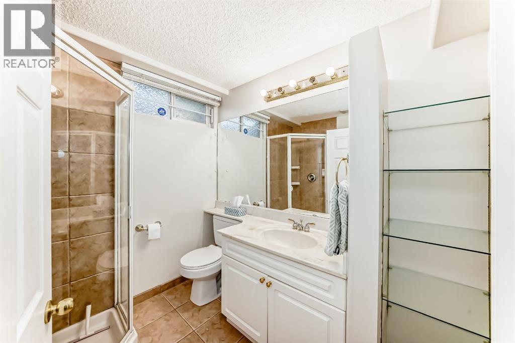 3707 37 Street Nw, Calgary, Alberta  T2L 2J2 - Photo 47 - A2286097