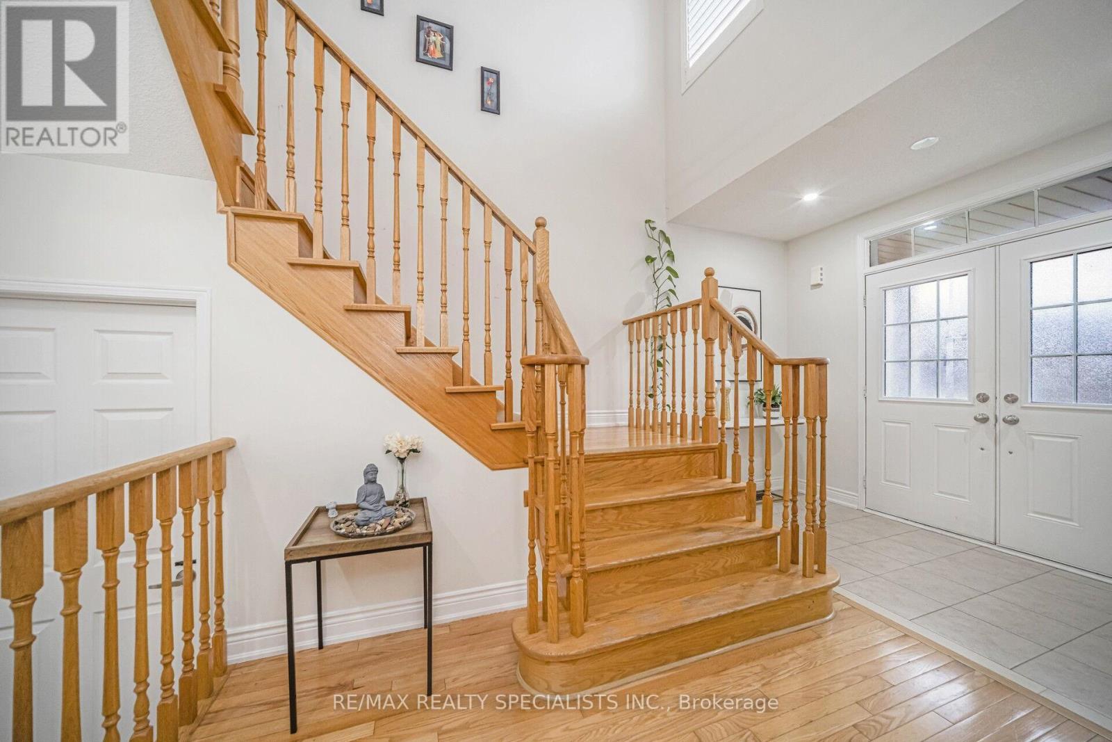 227 Valleyway Drive, Brampton, Ontario L6X 0N9 - Photo 21 - W12786996
