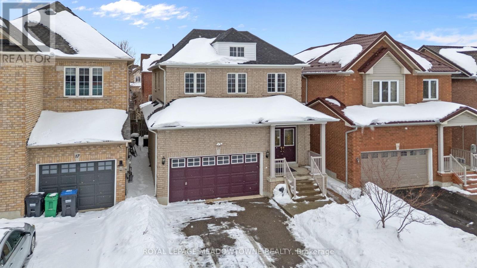 15 NEW HAMPSHIRE COURT, Brampton, Ontario