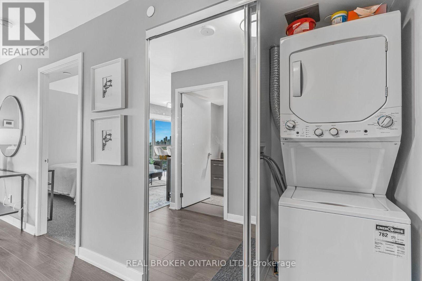 1304 - 160 Flemington Road, Toronto, Ontario  M6A 0A9 - Photo 4 - W12787056