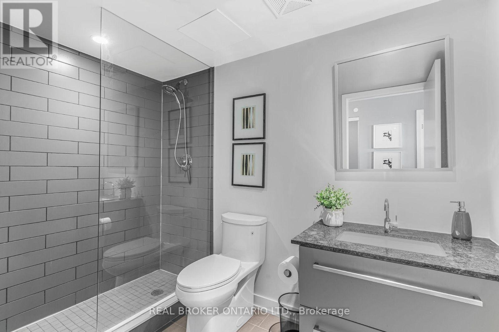 1304 - 160 Flemington Road, Toronto, Ontario  M6A 0A9 - Photo 6 - W12787056