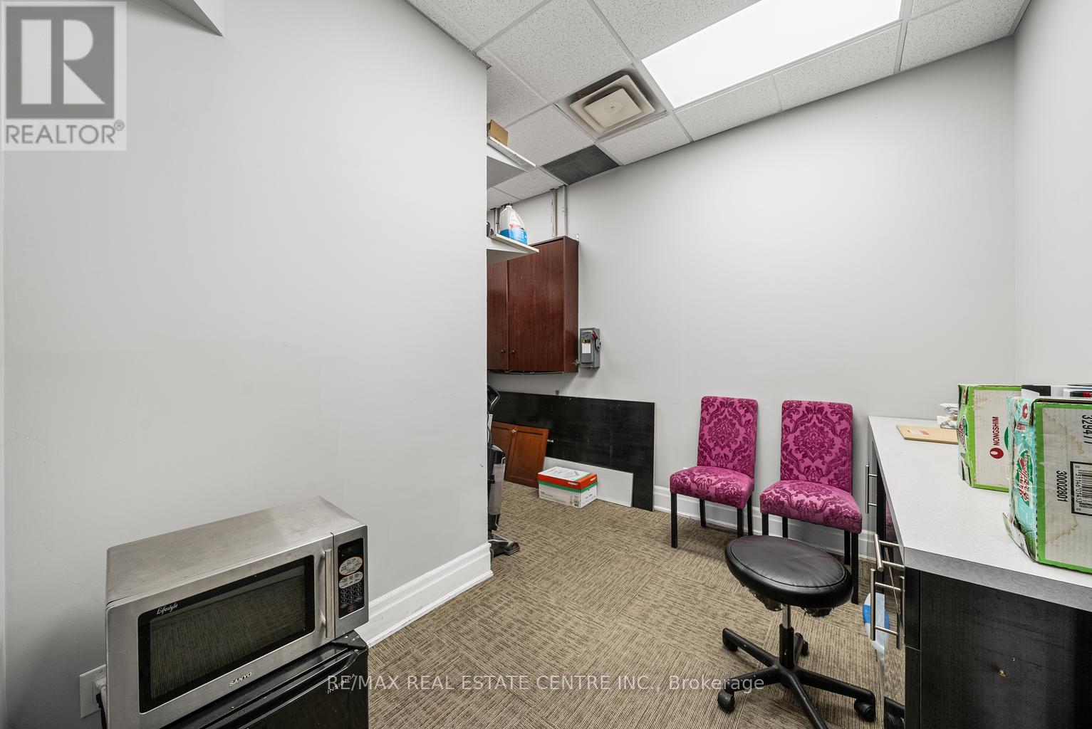 6 - 341 Parkhurst Square, Brampton (Parkway Belt Industrial Area), Ontario  L6T 0C2 - Photo 13 - W12787084