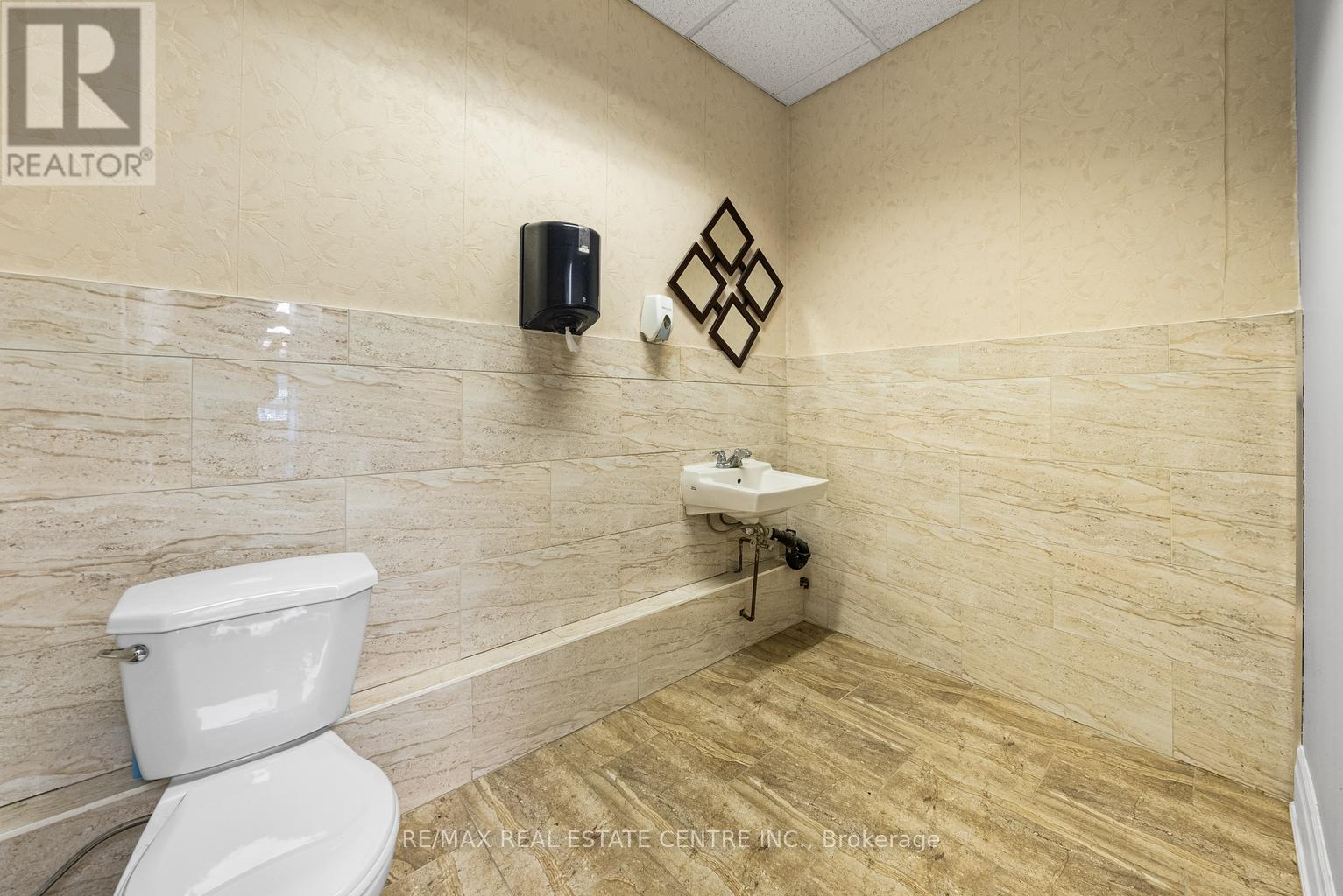 6 - 341 Parkhurst Square, Brampton (Parkway Belt Industrial Area), Ontario  L6T 0C2 - Photo 14 - W12787084