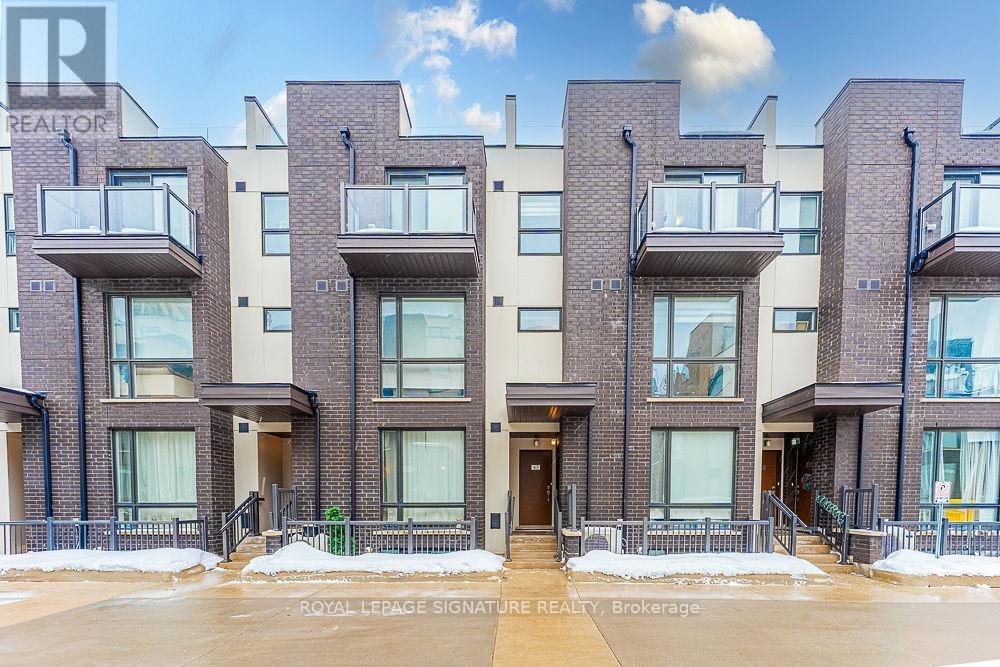 43 - 26 FIELDWAY ROAD, Toronto, Ontario