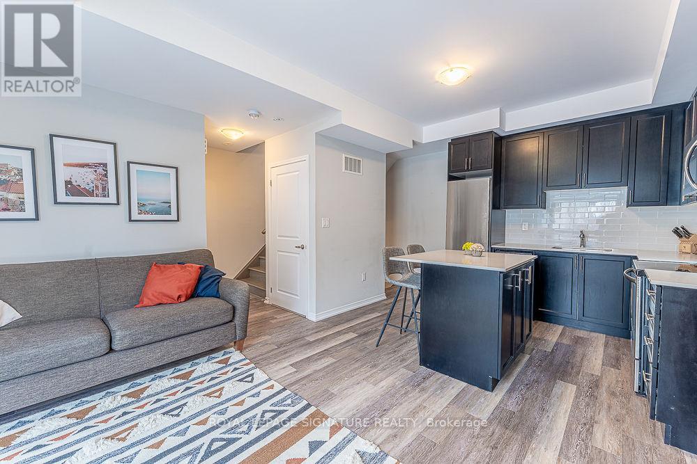 43 - 26 Fieldway Road, Toronto, Ontario  M8Z 0E3 - Photo 8 - W12787100