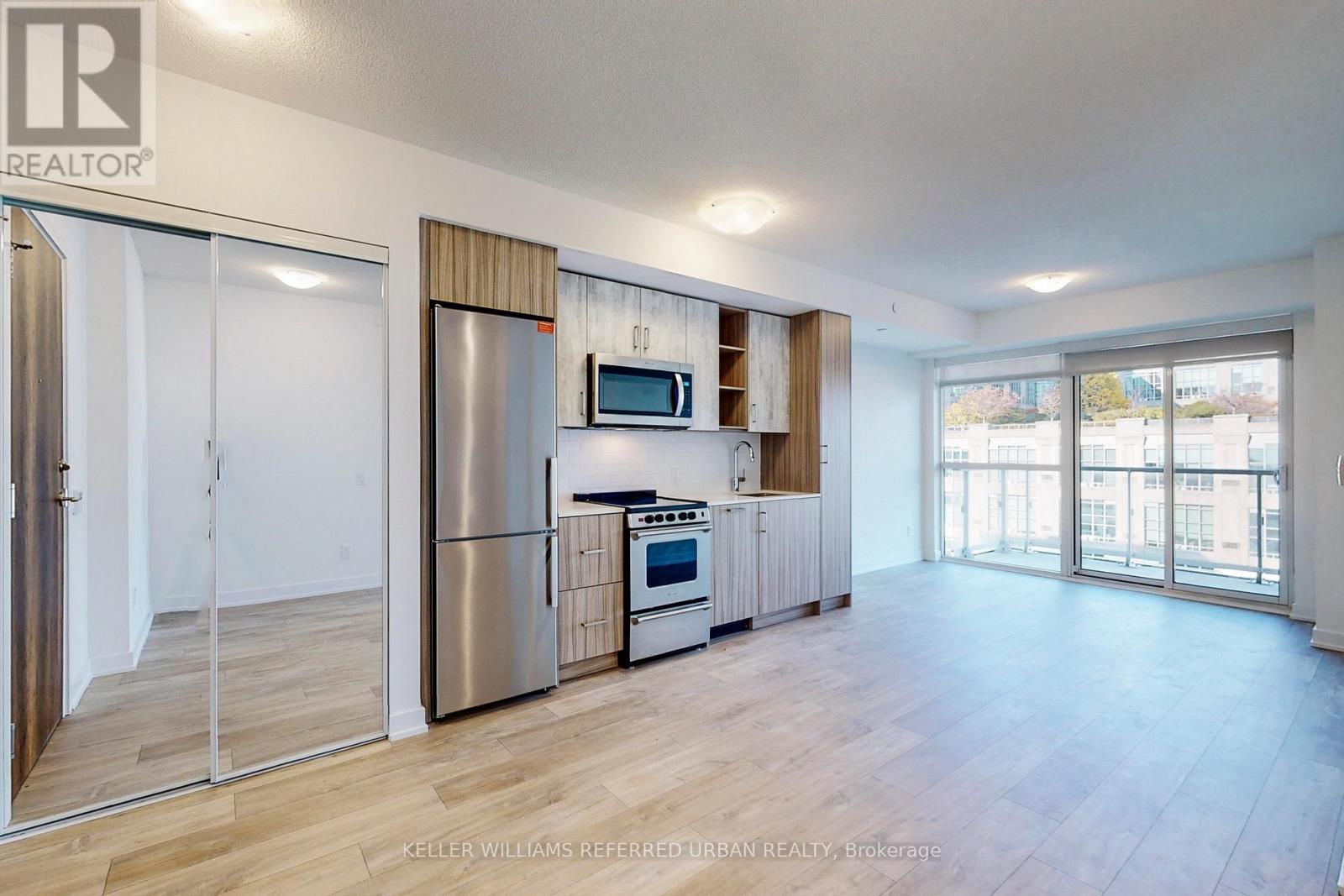 711 - 251 MANITOBA STREET, Toronto, Ontario