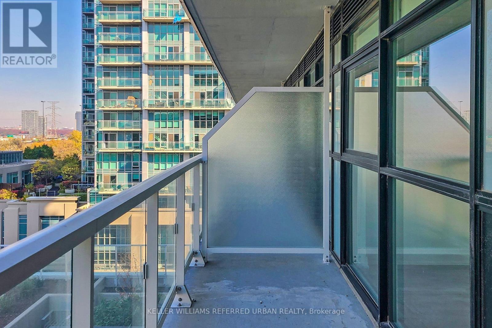 711 - 251 Manitoba Street, Toronto, Ontario  M8Y 0C7 - Photo 16 - W12787122