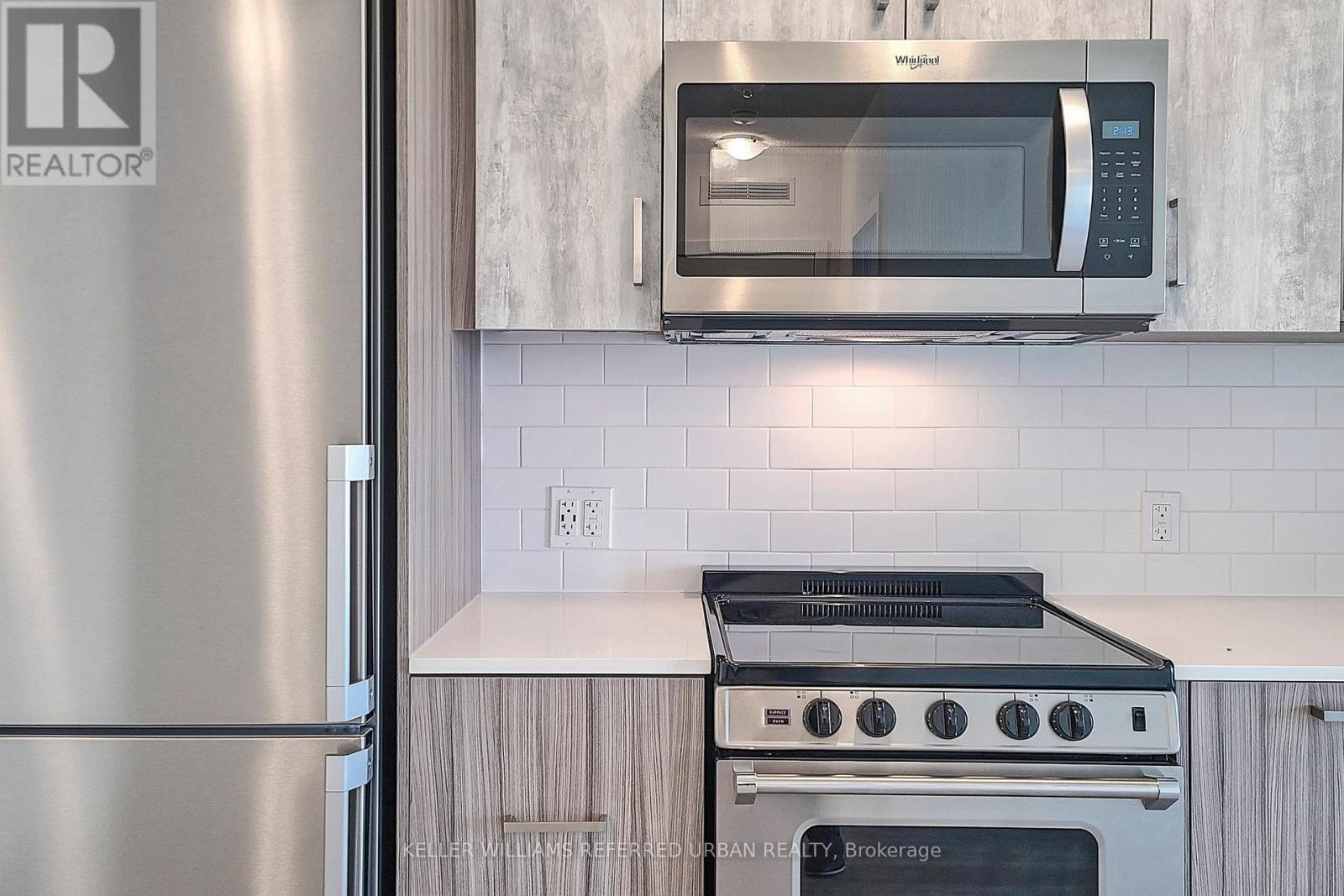 711 - 251 Manitoba Street, Toronto, Ontario  M8Y 0C7 - Photo 8 - W12787122