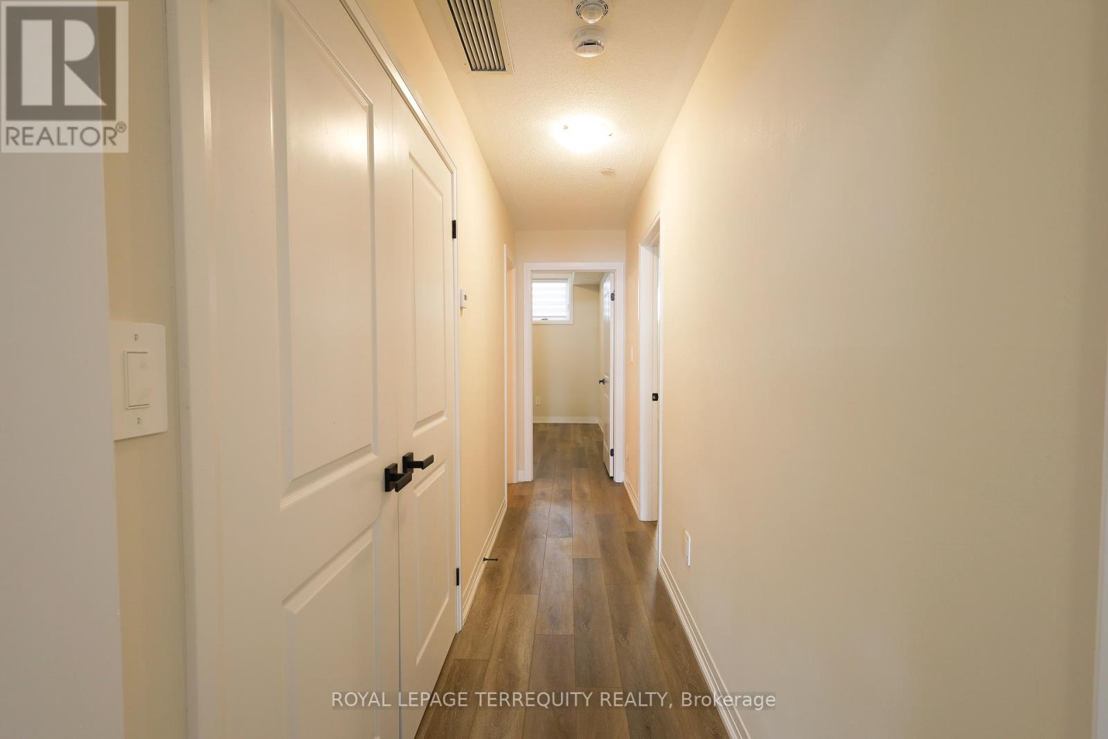 129 - 1573 Rose Way, Milton, Ontario  L9E 1N4 - Photo 14 - W12787130