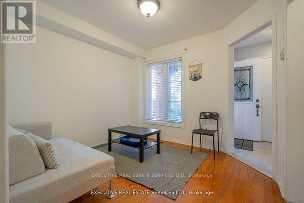 3873 Densbury Drive, Mississauga, Ontario  L5N 6Y9 - Photo 12 - W12787134