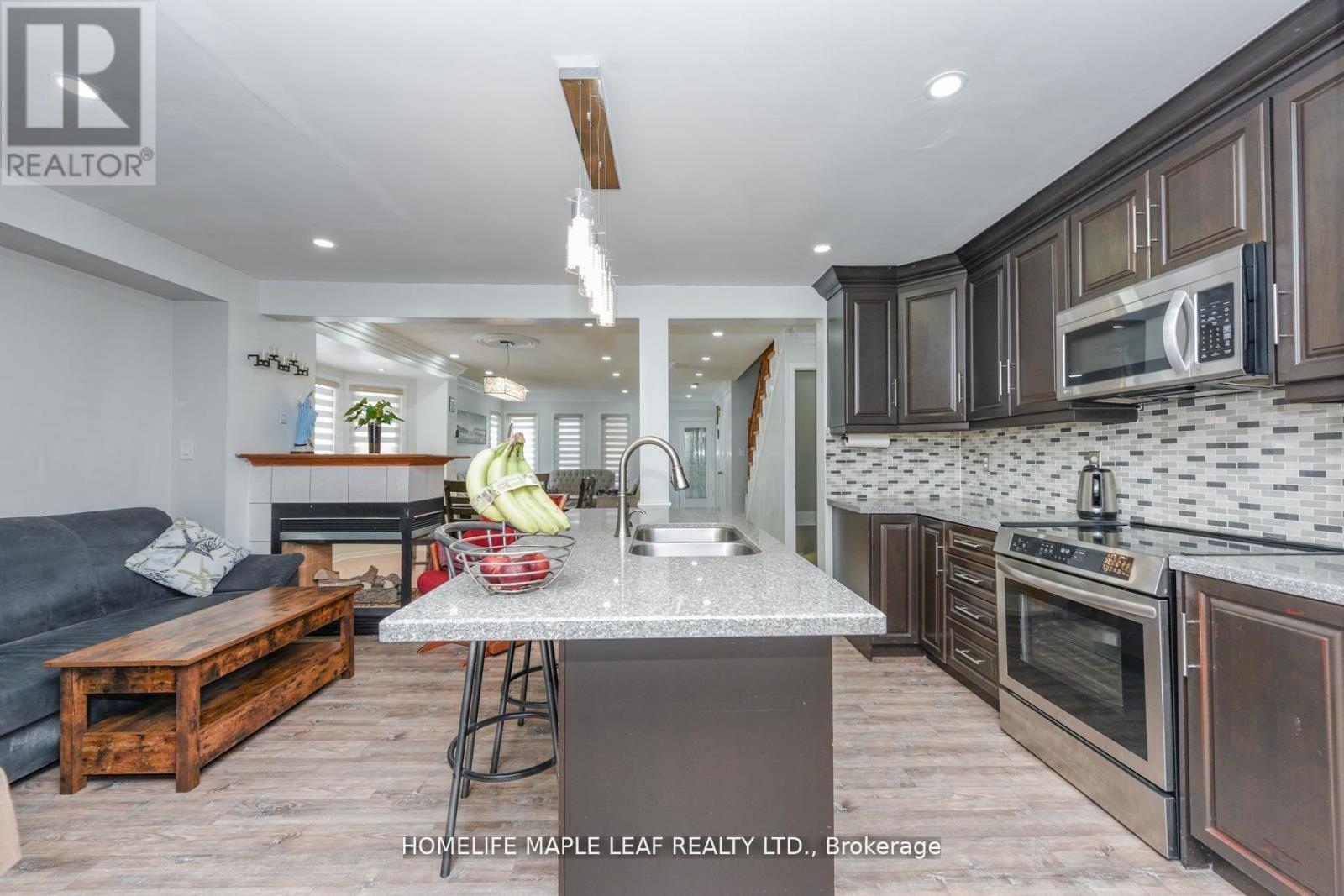 100 Alaskan Summit Court W, Brampton, Ontario  L6R 1N9 - Photo 11 - W12787138