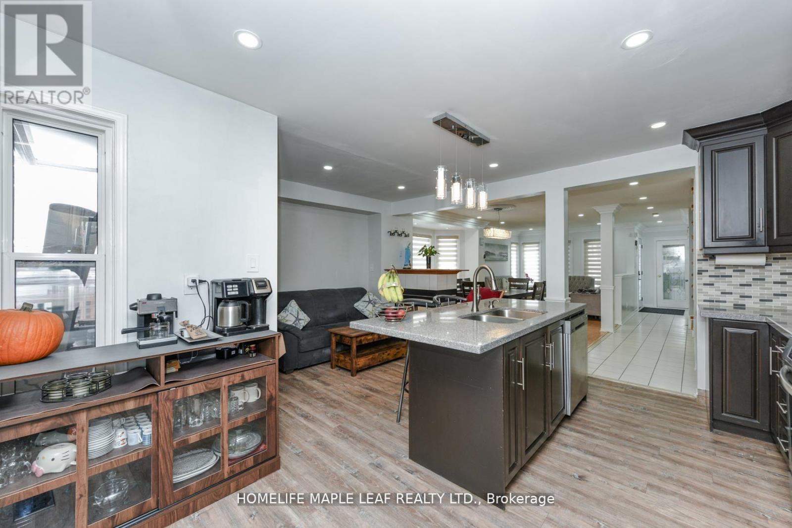 100 Alaskan Summit Court W, Brampton, Ontario  L6R 1N9 - Photo 13 - W12787138