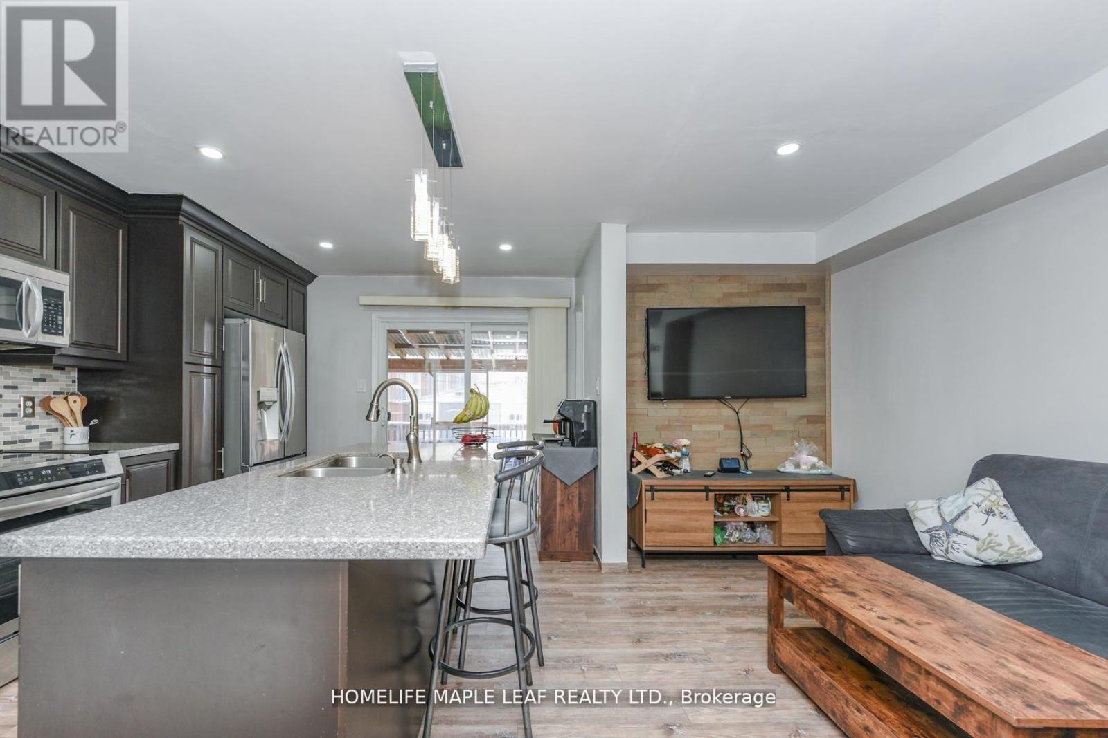 100 Alaskan Summit Court W, Brampton, Ontario  L6R 1N9 - Photo 14 - W12787138