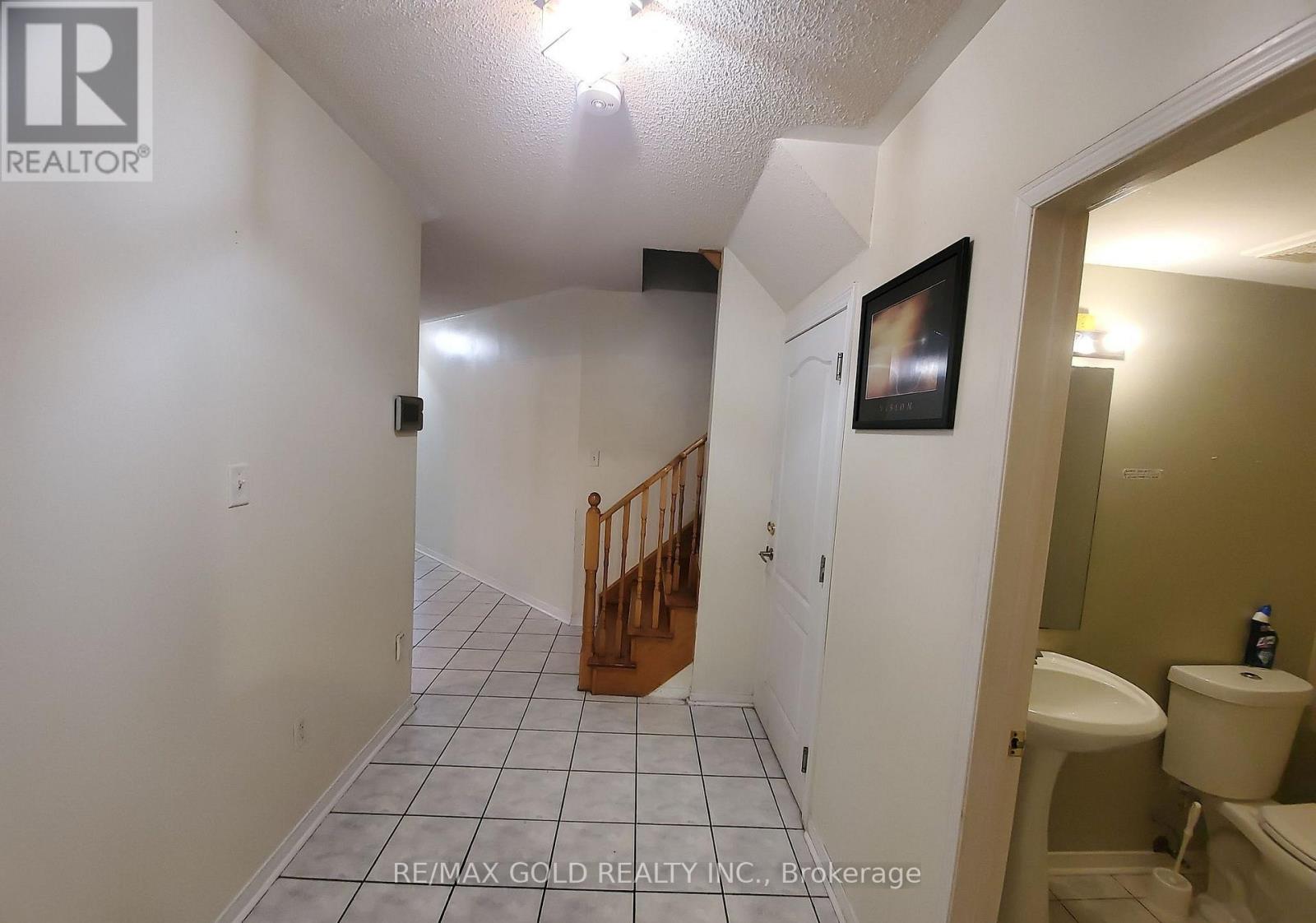 Main - 152 Binder Twine Trail, Brampton, Ontario  L6X 4V6 - Photo 11 - W12787148