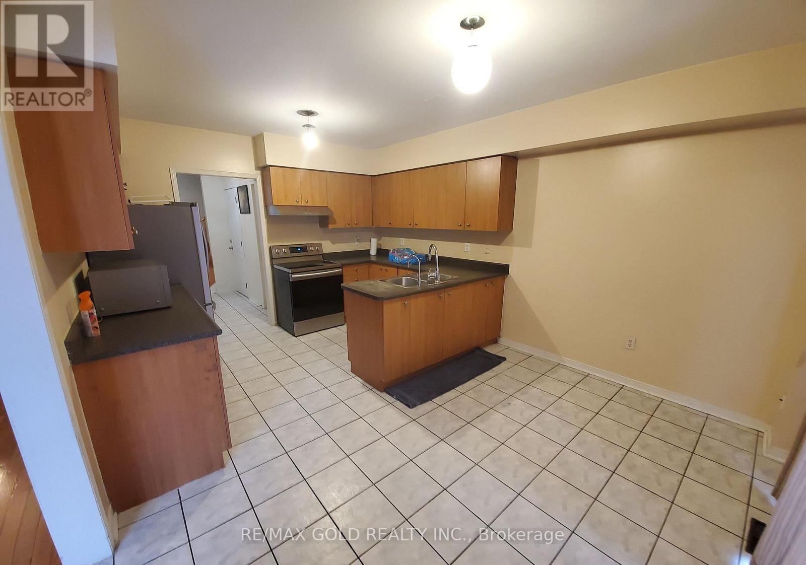 Main - 152 Binder Twine Trail, Brampton, Ontario  L6X 4V6 - Photo 7 - W12787148