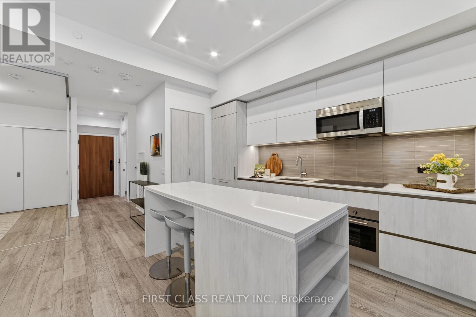 Th05 - 21 Park Street E, Mississauga, Ontario  L5G 0C2 - Photo 19 - W12787162