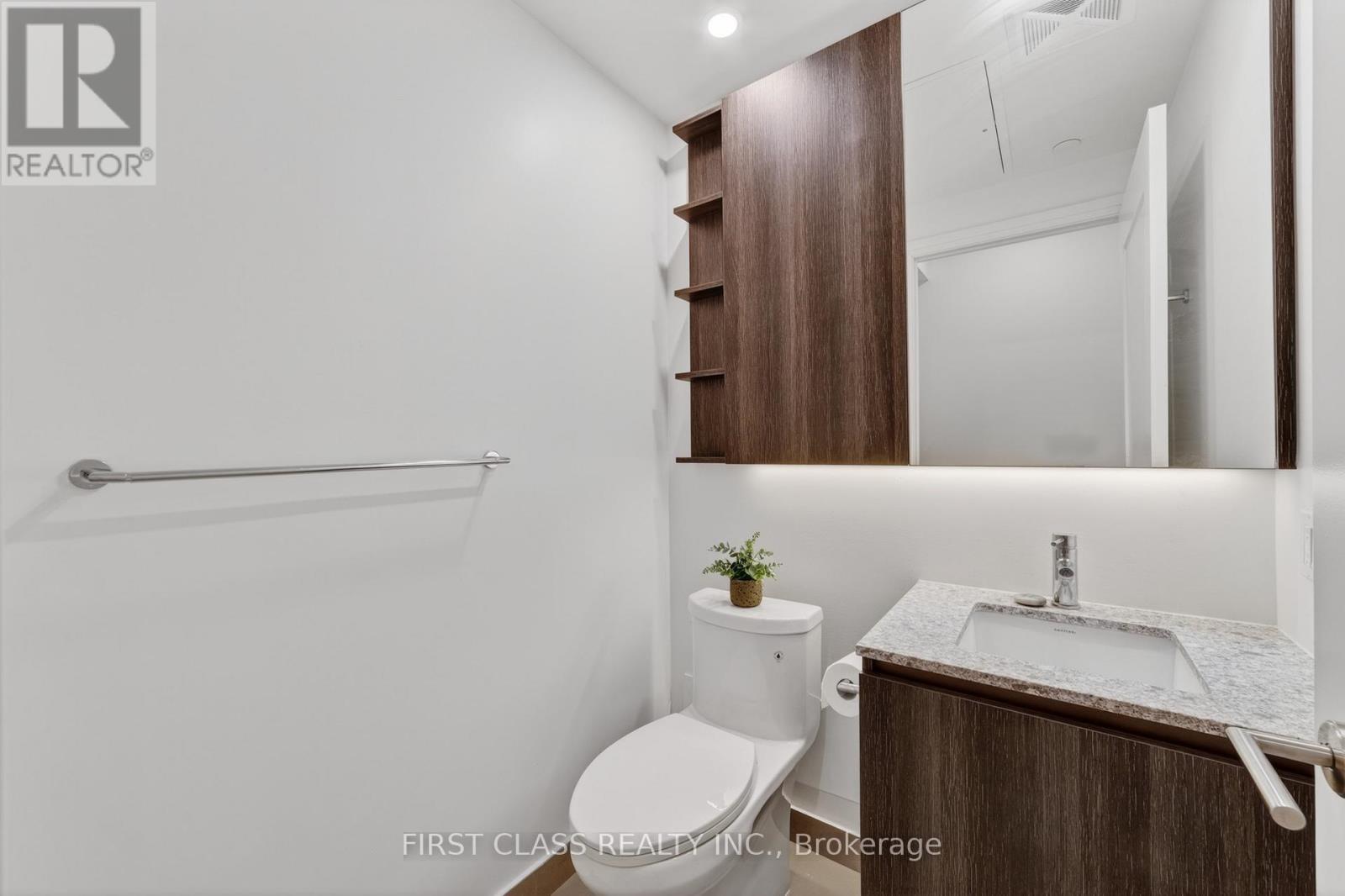 Th05 - 21 Park Street E, Mississauga, Ontario  L5G 0C2 - Photo 24 - W12787162