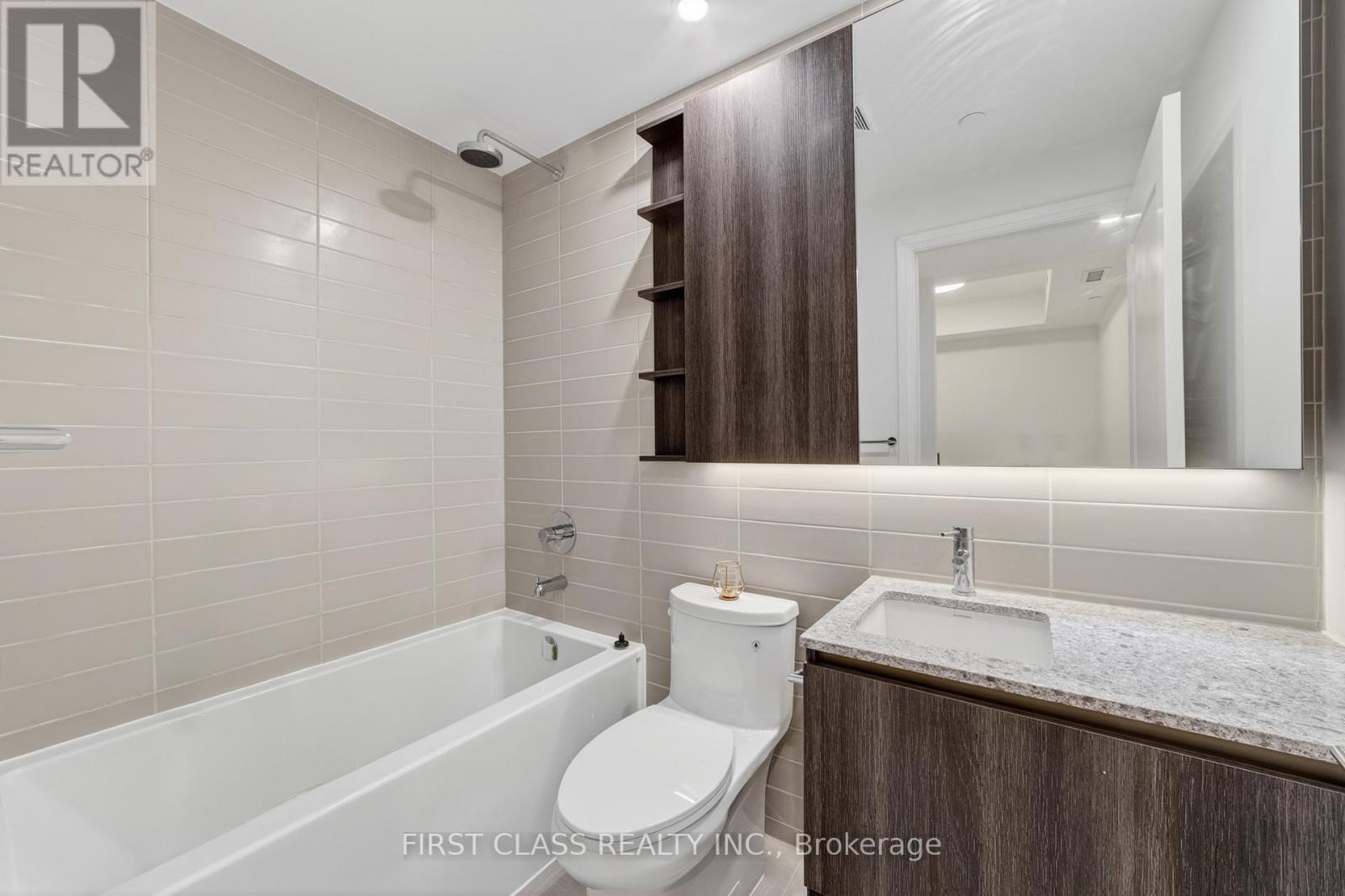 Th05 - 21 Park Street E, Mississauga, Ontario  L5G 0C2 - Photo 33 - W12787162