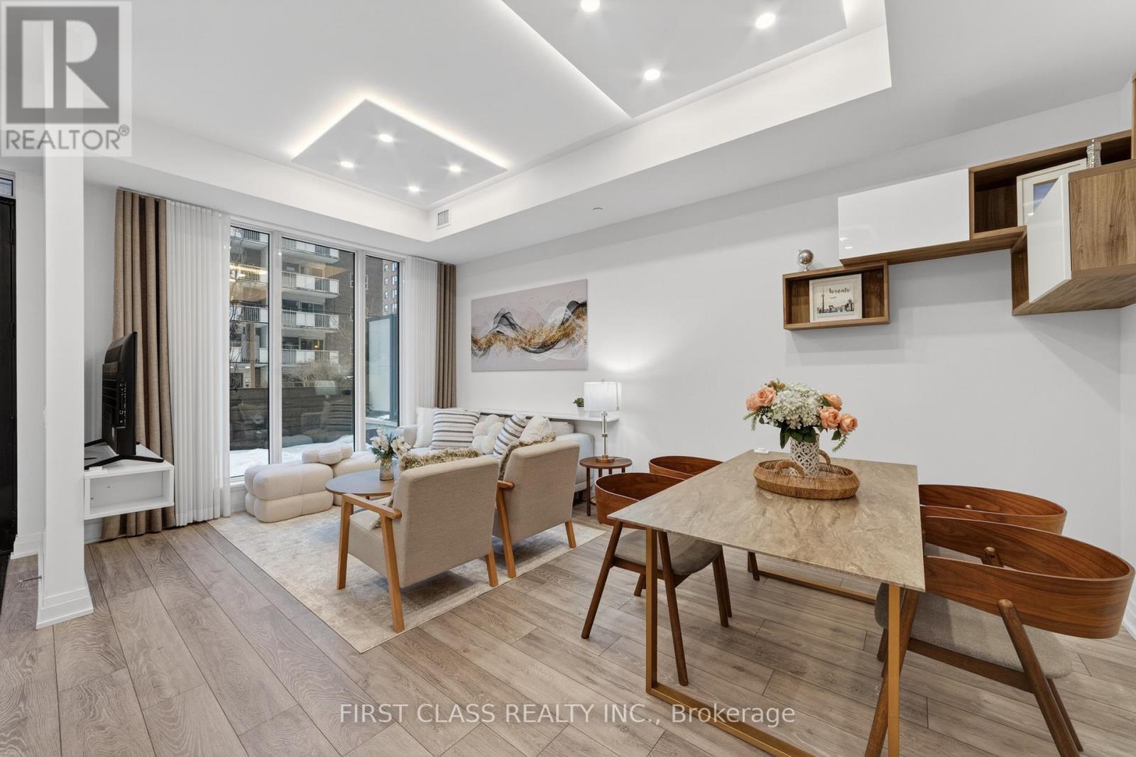 Th05 - 21 Park Street E, Mississauga, Ontario  L5G 0C2 - Photo 9 - W12787162