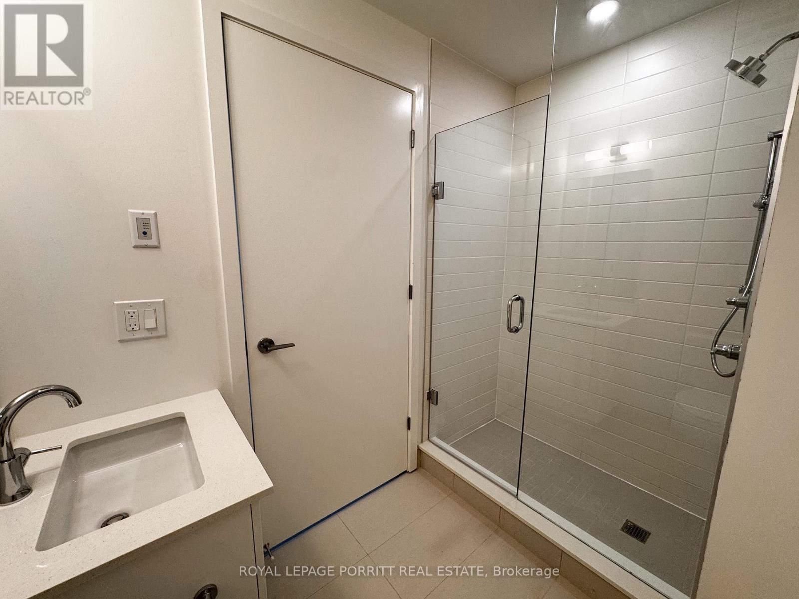 B103 - 3071 Trafalgar Road, Oakville, Ontario  L6H 8C6 - Photo 25 - W12787168