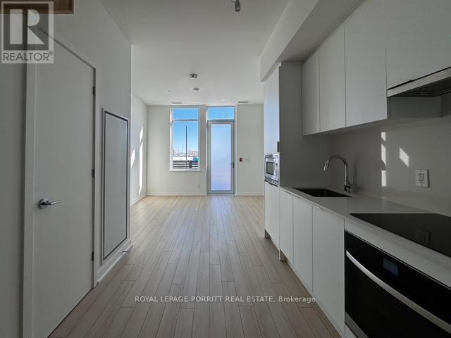 B103 - 3071 Trafalgar Road, Oakville, Ontario  L6H 8C6 - Photo 4 - W12787168