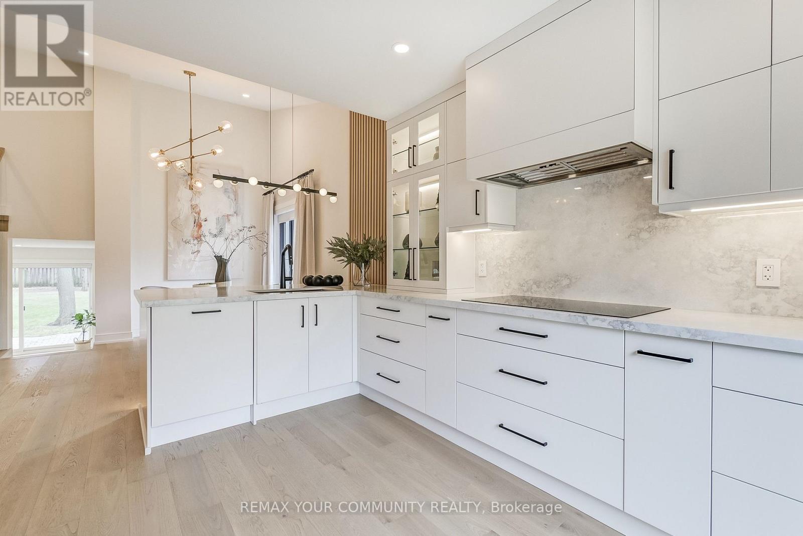 1688 Missenden Crescent, Mississauga, Ontario  L5J 2T4 - Photo 13 - W12787182