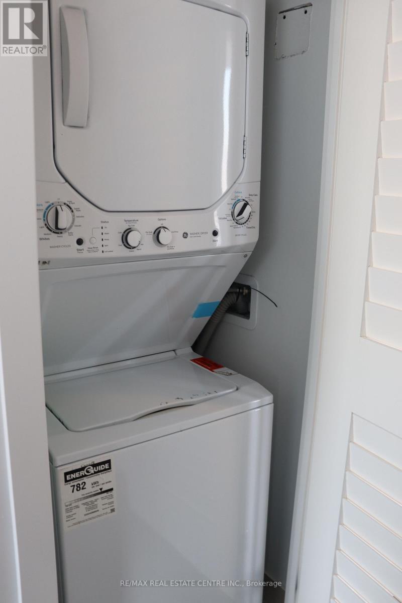 1208 - 225 Veterans Drive, Brampton, Ontario  L7A 5L7 - Photo 13 - W12787188