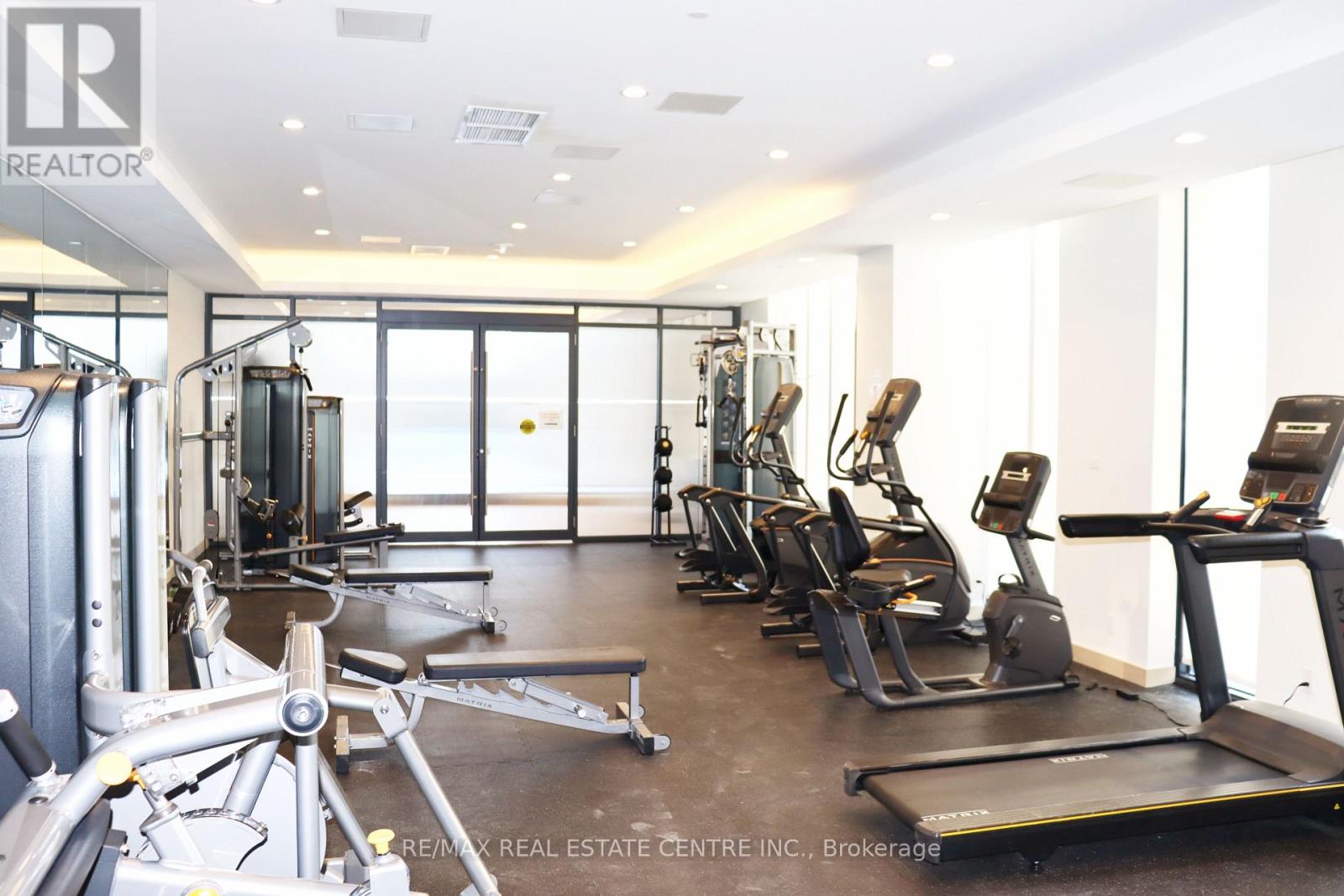 1208 - 225 Veterans Drive, Brampton, Ontario  L7A 5L7 - Photo 17 - W12787188