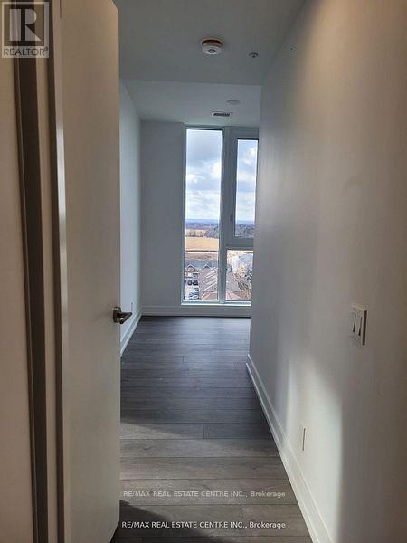 1208 - 225 Veterans Drive, Brampton, Ontario  L7A 5L7 - Photo 4 - W12787188