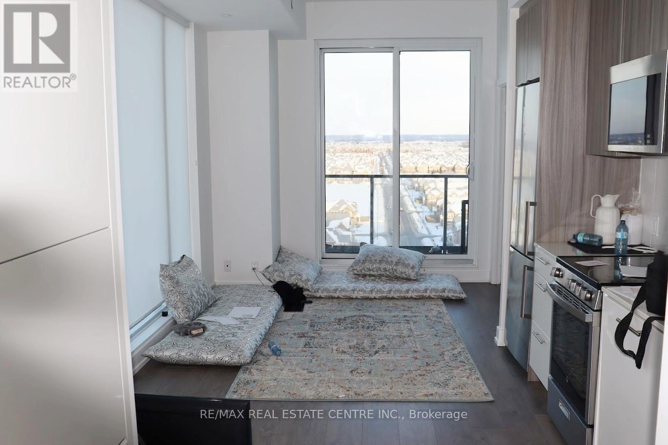 1208 - 225 Veterans Drive, Brampton, Ontario  L7A 5L7 - Photo 5 - W12787188