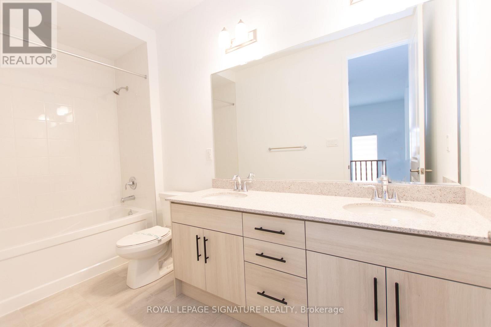 3216 Meadowridge Drive, Oakville, Ontario  L6H 8B4 - Photo 34 - W12787192