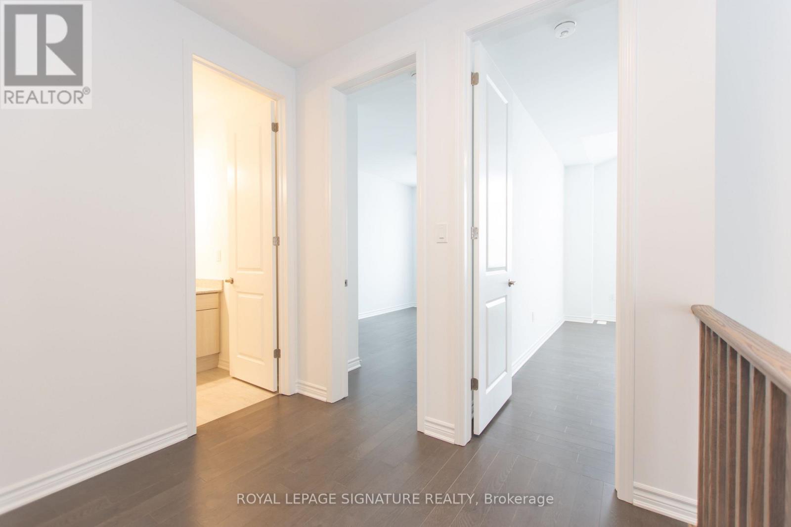 3216 Meadowridge Drive, Oakville, Ontario  L6H 8B4 - Photo 44 - W12787192