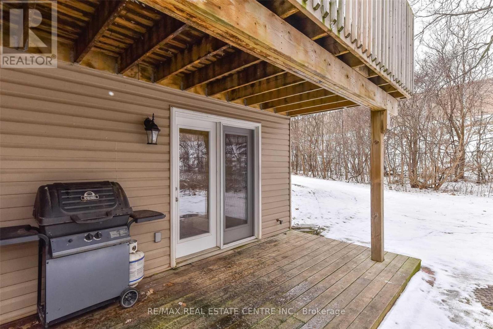 12b - 38 Howe Drive, Kitchener, Ontario  N2E 0E3 - Photo 11 - X12786992