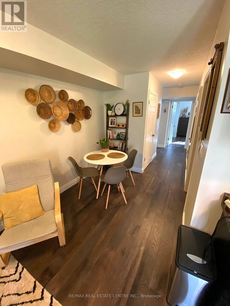 12b - 38 Howe Drive, Kitchener, Ontario  N2E 0E3 - Photo 7 - X12786992