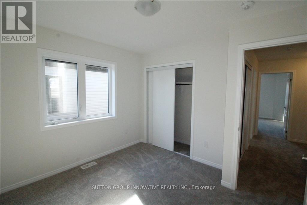 8 Lise Lane, Haldimand, Ontario  N3W 0C7 - Photo 11 - X12787008