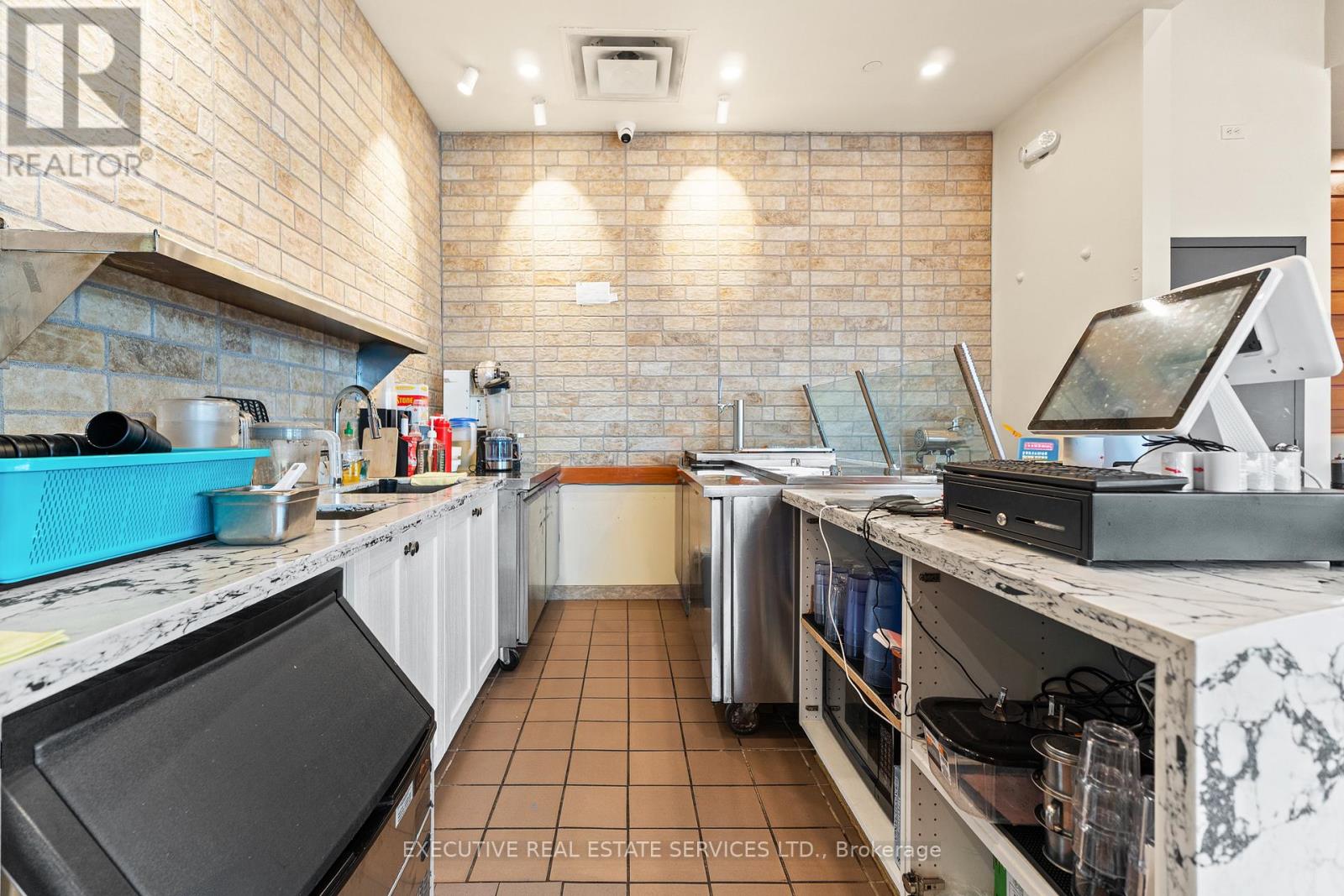 101 - 516 Centennial Parkway, Hamilton, Ontario  L8E 0G2 - Photo 34 - X12787028