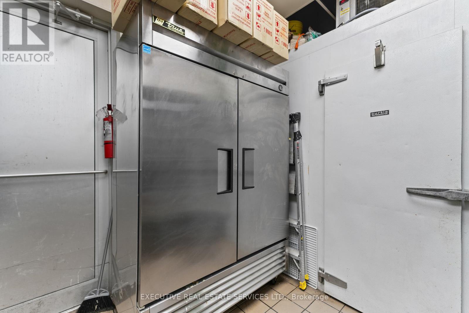 101 - 516 Centennial Parkway, Hamilton, Ontario  L8E 0G2 - Photo 45 - X12787028