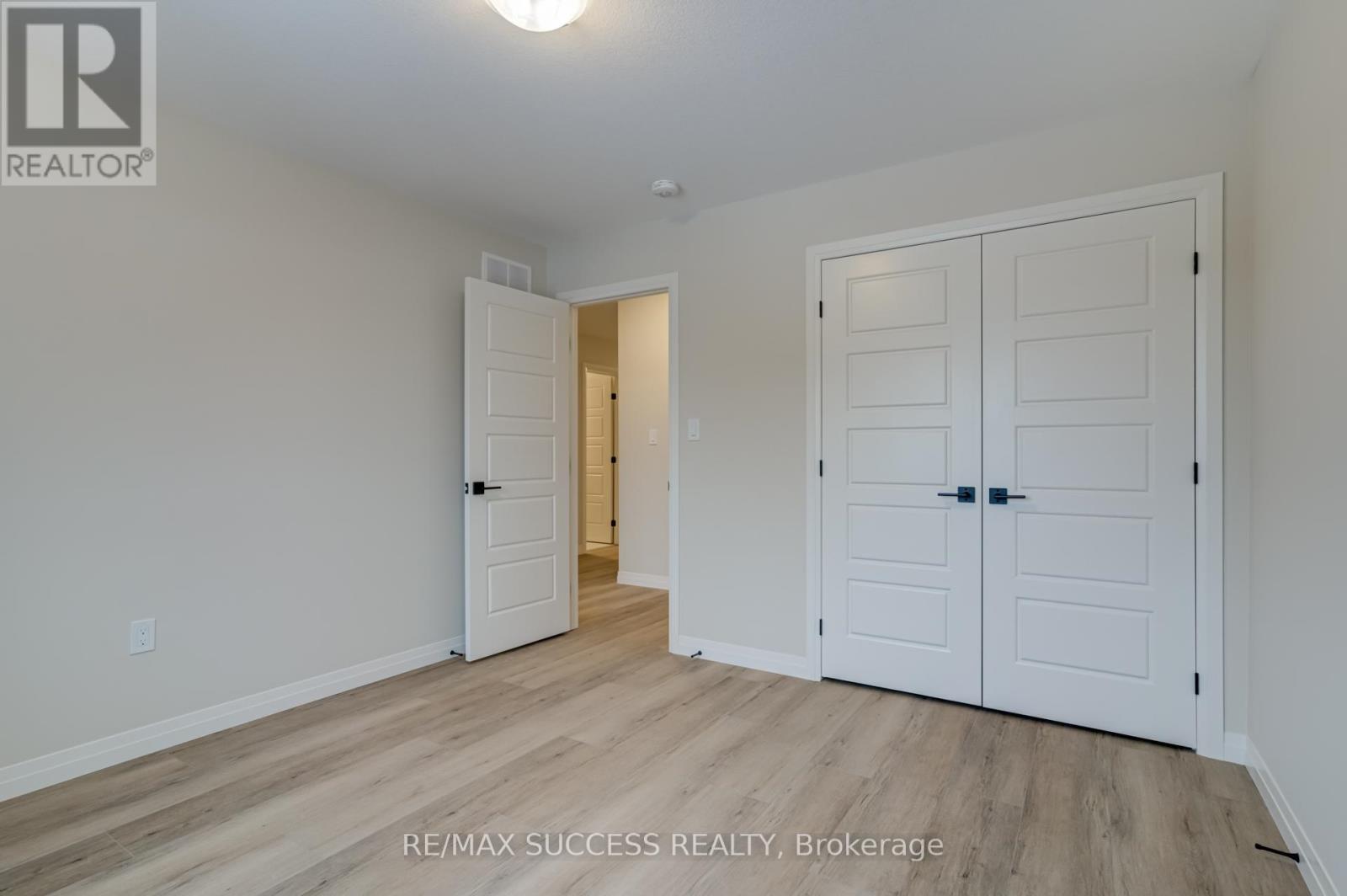 147 Siebert Avenue, Kitchener, Ontario  N2C 2M1 - Photo 36 - X12787038