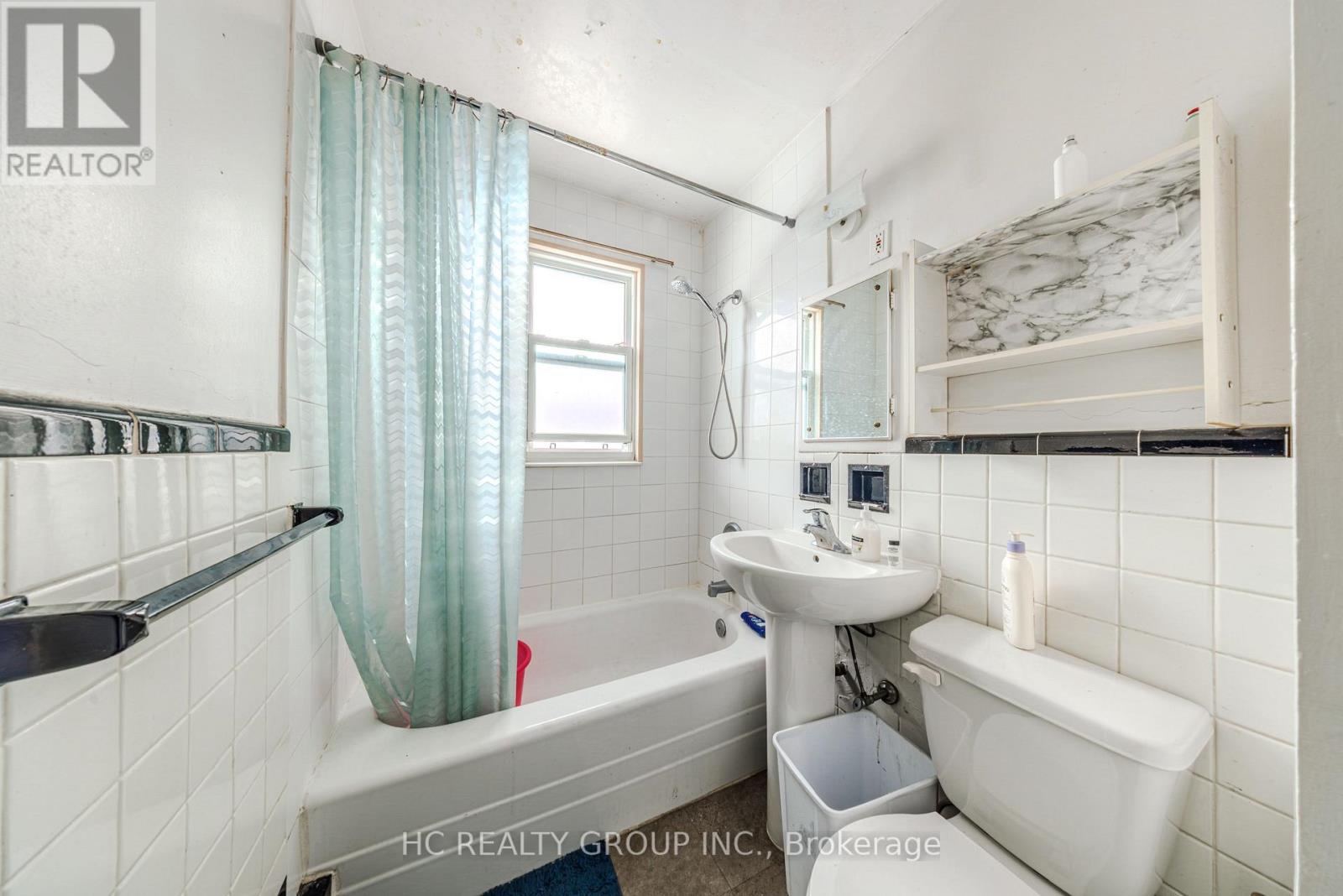 10-14 Rosedale Avenue, Kitchener, Ontario  N2H 1J3 - Photo 20 - X12787102