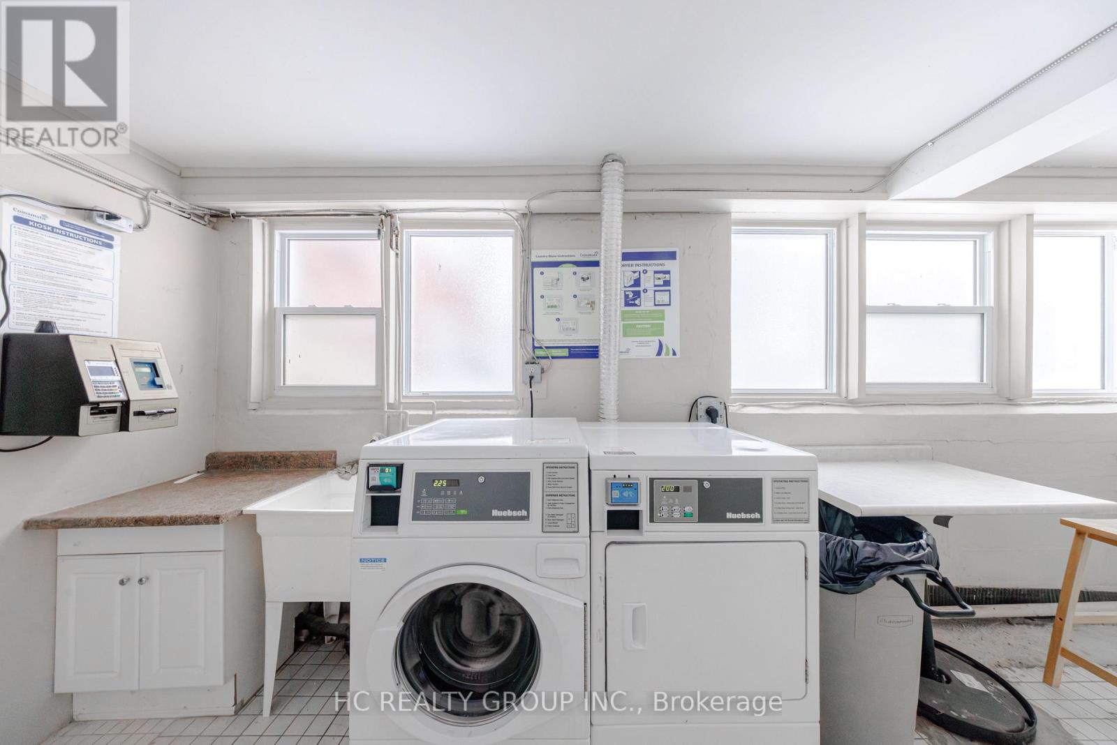 10-14 Rosedale Avenue, Kitchener, Ontario  N2H 1J3 - Photo 28 - X12787102